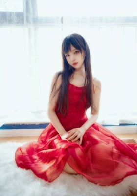 色伊伊